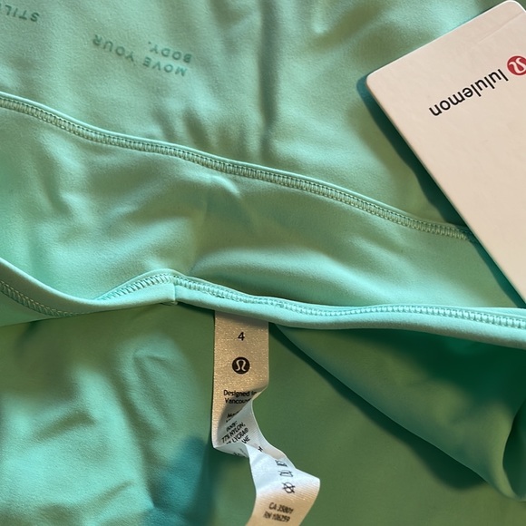 lululemon power pivot everluxe tank top - Picture 9 of 13